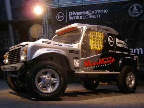 Diverse ExtremeTeam's Land Rover for the Dakar Rally
